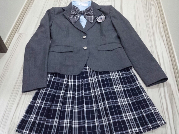 美品★XOXO MCシスター フォーマル スーツ 160 ★ 卒業式
