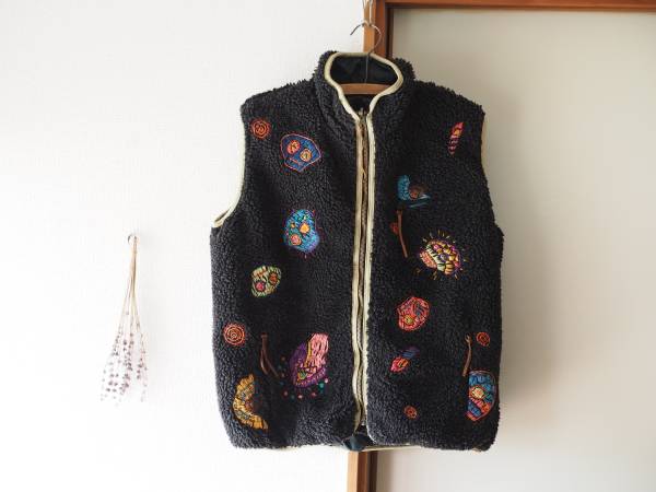 KAPITAL キャピタル　刺繍リバーシブルベスト　サイズ2　　