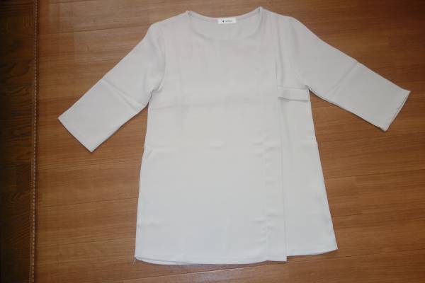 美品　ミルクティー　トップス　マタニティ　授乳服　