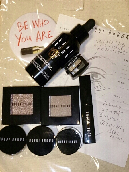 ボビーブラウン☆新品☆未使用☆メイクアップノベルティバック付