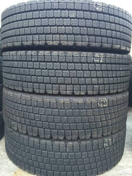 ② 即決 ブリヂストン W910スタッドレス 11R22.5×4本
