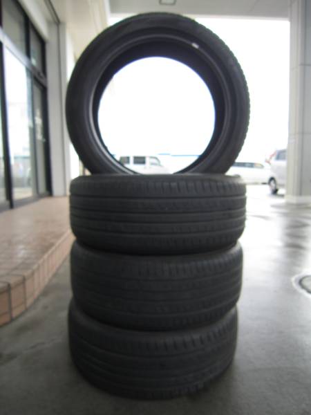 ヨコハマ ブルーアース A 225 45 18 4本セット