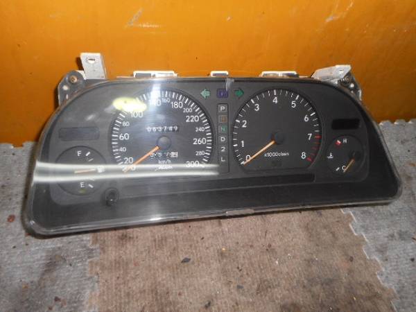 1) マーク2 ツアラーV JZX90 300ｋｍ フルスケール メーター [B]