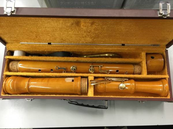 全音　バスリコーダー　５４００Ｂ　中古