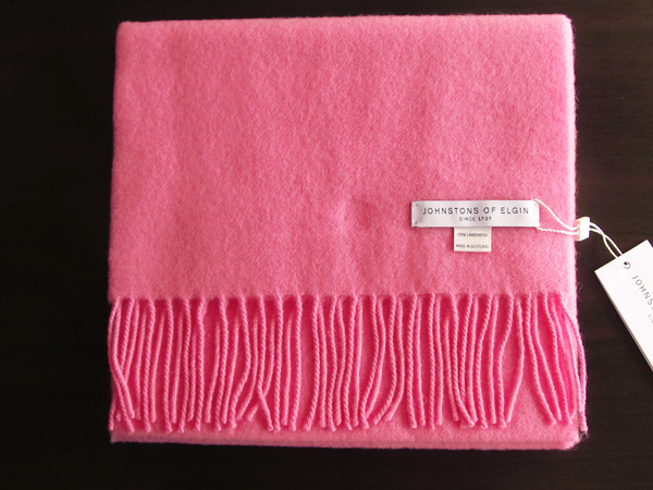 新品ジョンストンズ英国ウールマフラー無地ピンクXmasプレゼント