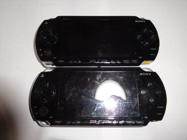 PSP-3000（青） 1台、PSP-1000（黒） 2台 動作品です。 PSP-3000 ブラック