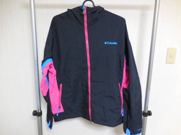 未使用コロンビアナイロンパーカー春秋用XL黒青ピンク