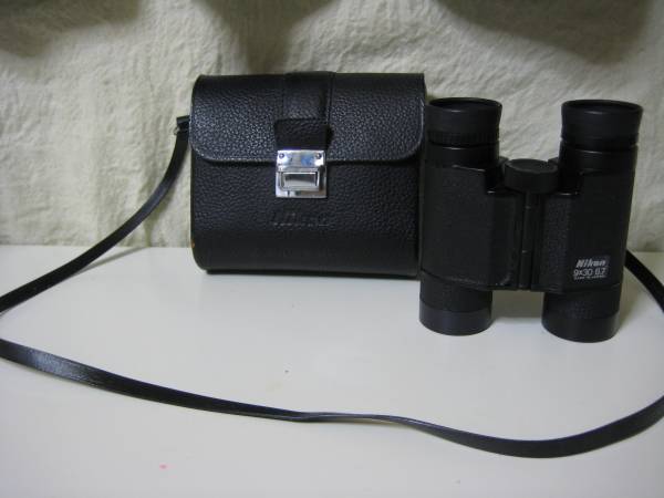 Nikon☆9×30 6.7°☆ハードケース付き☆中古良品 双眼鏡 Nikon Nikon☆9×30 6.7°☆ハードケース付き☆中古良品 双眼鏡 Nikon