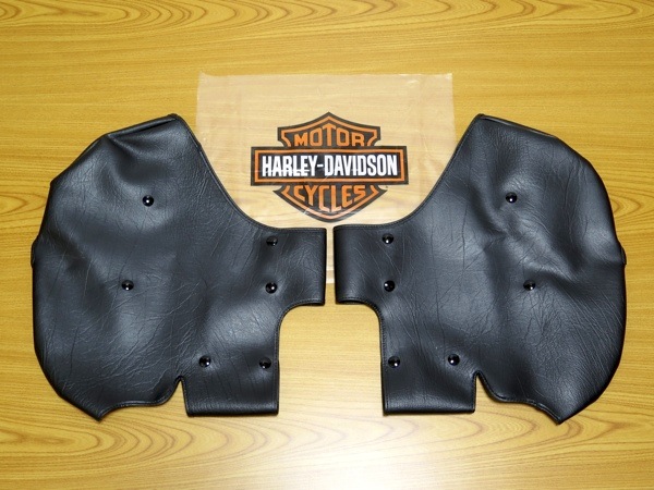 ■ハーレー ソフテイル エンジンガードチャップス