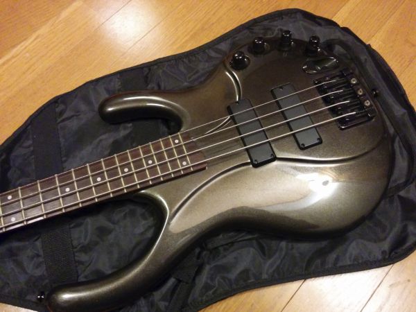 希少☆ Ibanez Ergodyne EDC700 アクティブ ベース ☆海外モデル