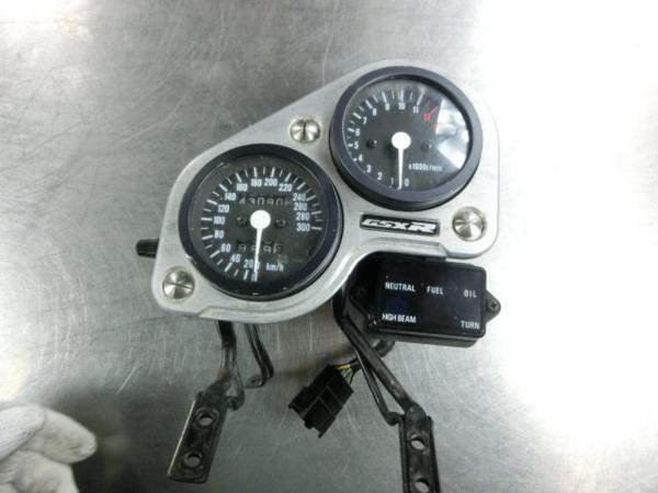 ☆彡 スズキ GS750 カナダ仕様 240Km スケールメーターASSY美品