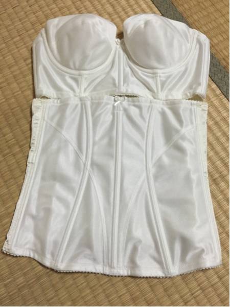 送料360円 美品 セモア ブライダルインナー ピュア B75 70
