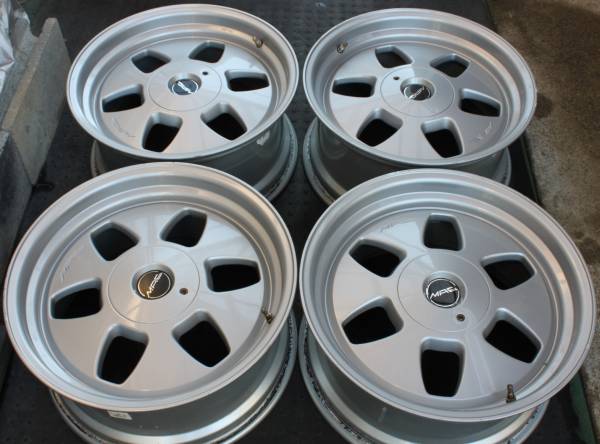 OZ MAE 18inch 8.5J +32 PCD 112-5H ベンツ W210 W124