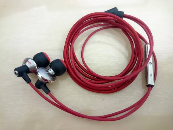 極美品★アトミックフロイド PowerJax+Remote　高音質イヤホン