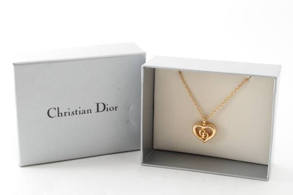 美品☆diorクリスチャンディオールネックレス箱入りハート