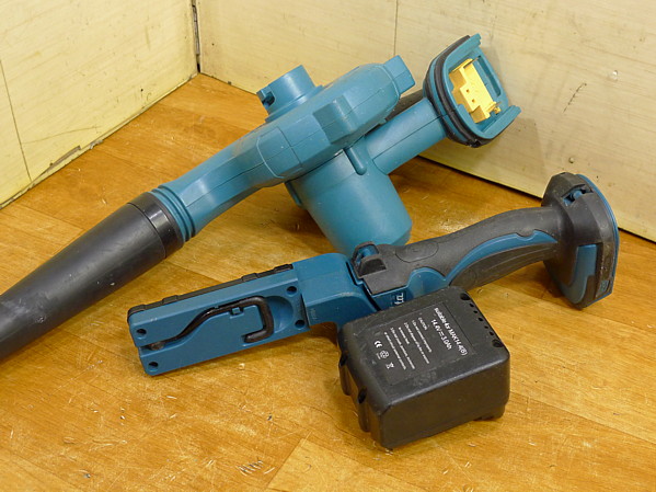 [マキタ] 充電ブロア、LEDライト ２点