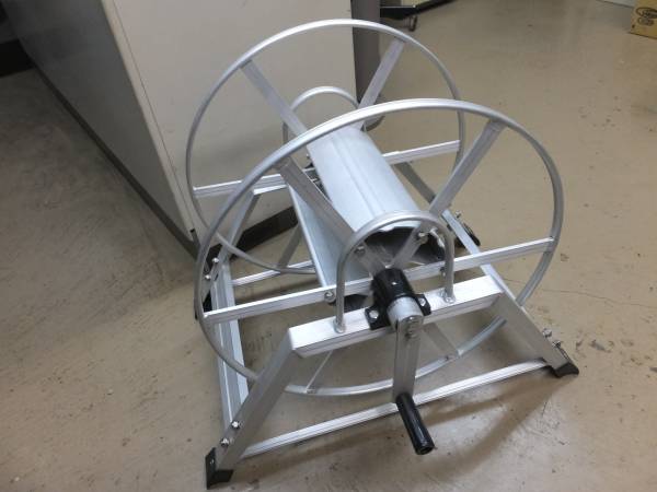 ★ホース巻取機　アルミ　軽量　未使用　8.5㎜×150m 可能