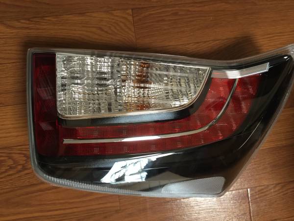 プリウスgs新車外しテールランプ 30プリウス 【公式通販】