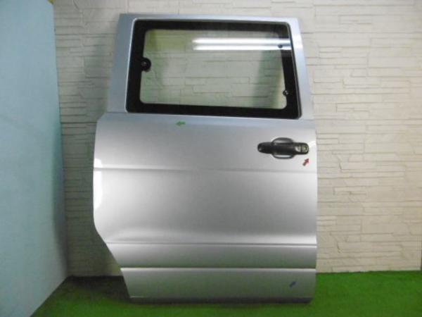 ライトエース リアドア右 KR42V H10 1A0 106489