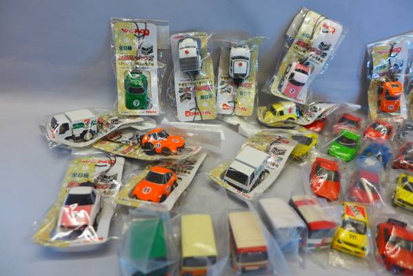 ちびっこチョロQ＆ストラップ　　まとめて４２個