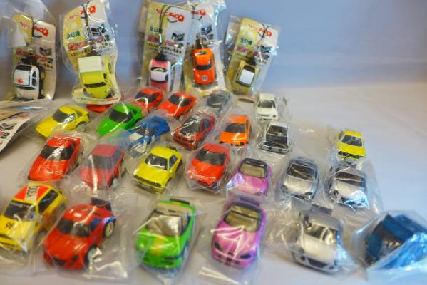 ちびっこチョロQ＆ストラップ　　まとめて４２個