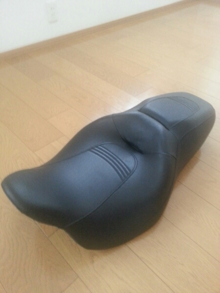 09 FLHXストリートグライド純正シート ツーリング