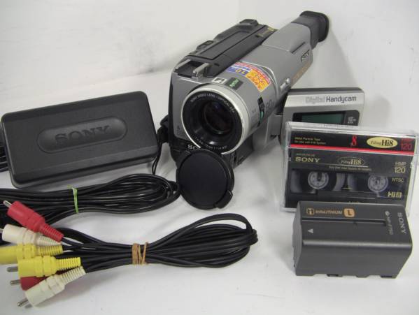 K26063□SONY CCD-TRV80 ビデオカメラ□