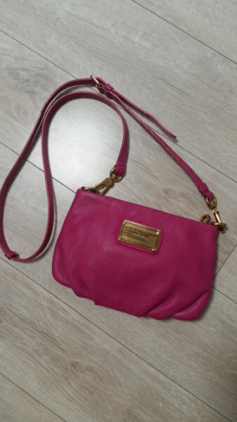 ★マークバイマークジェイコブス★ポシェット 美品 送料164円