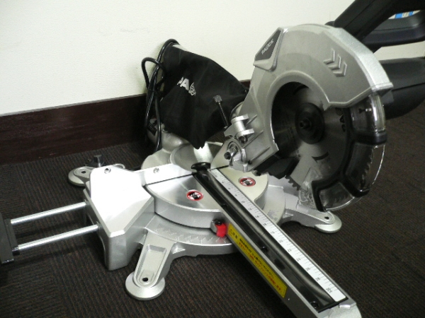 未使用 パオック スライド丸ノコ SMS-190T FOR DIY AC100V