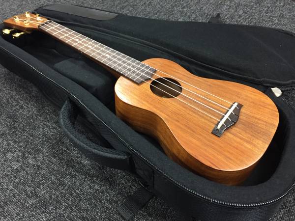 Kelii　ソプラノ　ロングネック　ゴールドラベル　中古