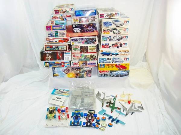バンダイ/タミヤ/イマイ他 ミニ四駆/ガンダム等 大量 ジャンク Y