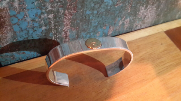 ゴローズ goro'sイーグルメタルバングル Mサイズ