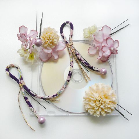 花 髪飾り 連 菊と小花 和柄紐付 ピンク 結婚式 成人式 卒業式