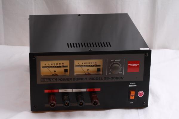 ★VS★ ダイヤモンド GS-3000V 安定化電源 POWER SUPPLY B4002