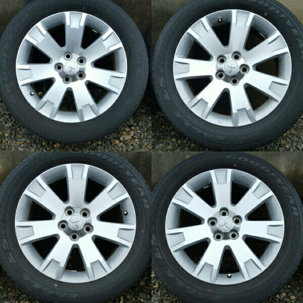 三菱　デリカD5（CV5W） 純正ホイール　中古４本セット