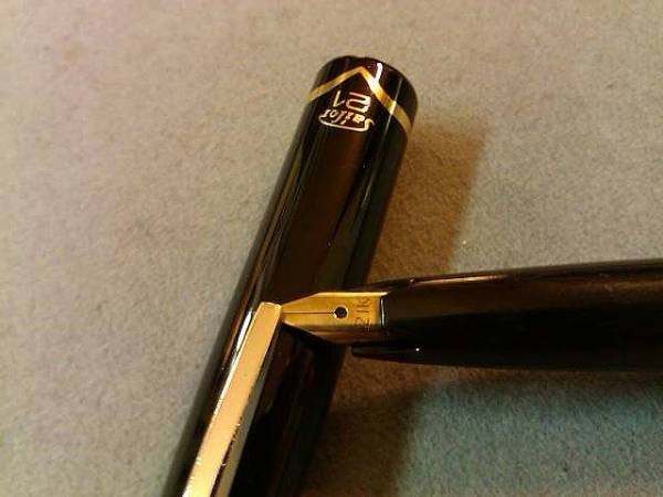 ★送料無料即決★セーラー(SAILOR)ブラック ペン先 21K 万年筆