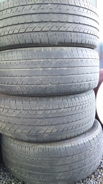 1円スタート 235/50R18 トーヨータイヤ