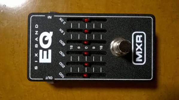 MXR M-109 SIX BAND EQ