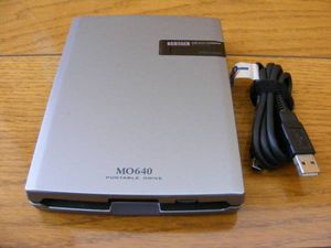 動作済】 ロジテック LMO-PBB640U2 MOドライブ ふさわしかっ USBバスパワー