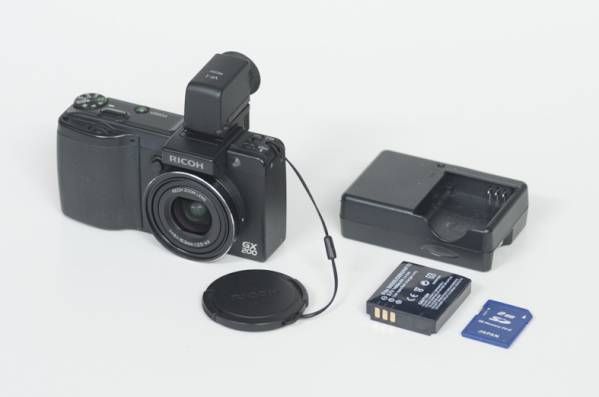 RICOH Caplio GX200