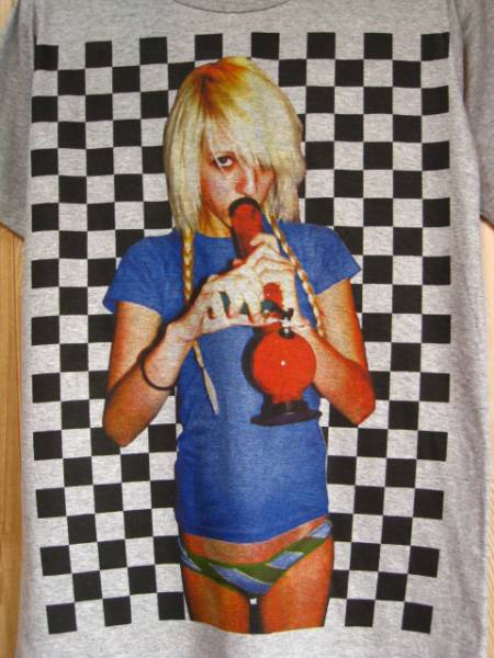 マリファナ 水パイプを吸う女tシャツグレーl ボングの質問一覧