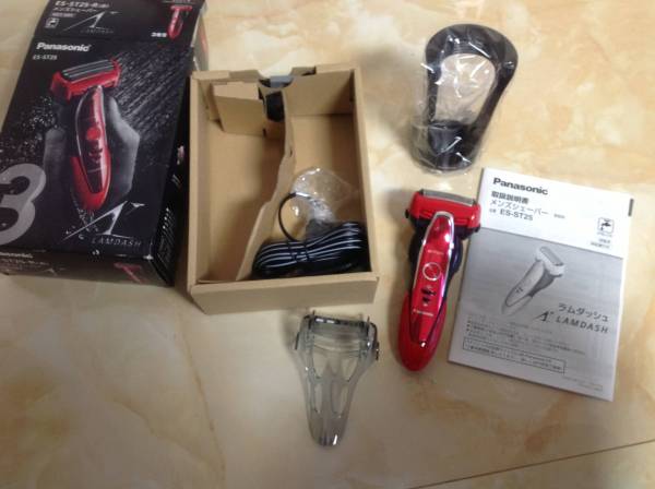 パナソニック未使用ラムダッシュ メンズシェーバー3刃赤100-240V
