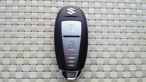 ★ZC72S　スイフト　スマートキー　スペアキー　美品★B244
