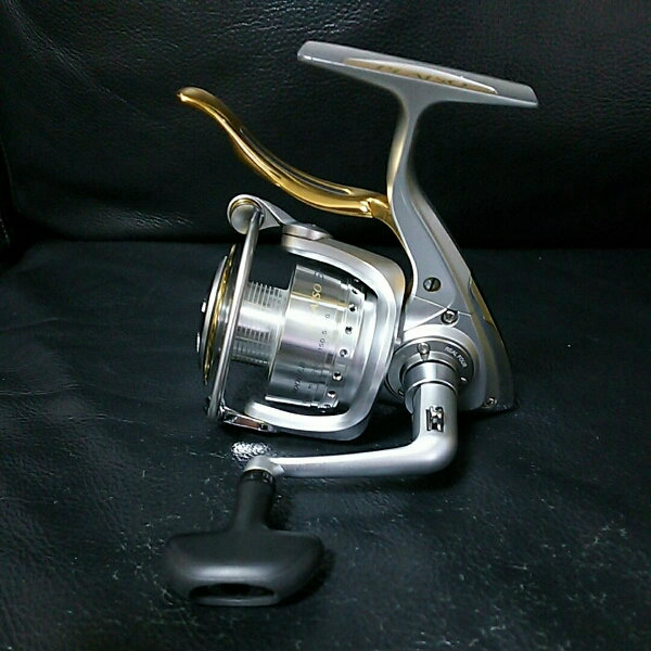 新品！ダイワプレイソショックス3000LB 売り切り！