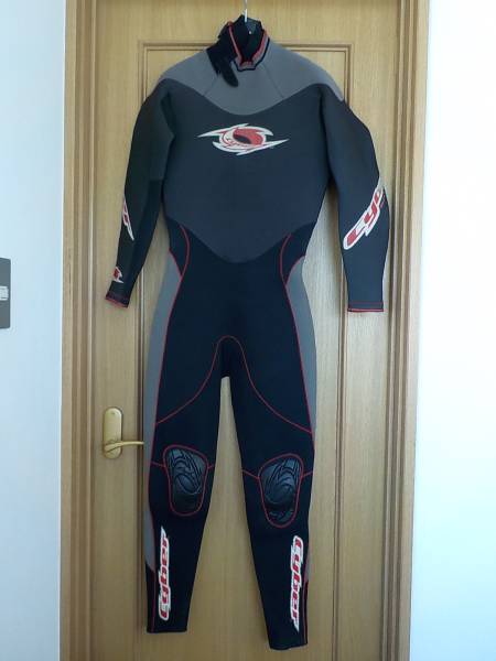 ★裏起毛!!【Cyber】5X3mmフルスーツ サイバー 黒灰赤ステッチ