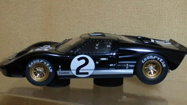 1/12フォードGT40MkⅡ（トランペッター）完成品