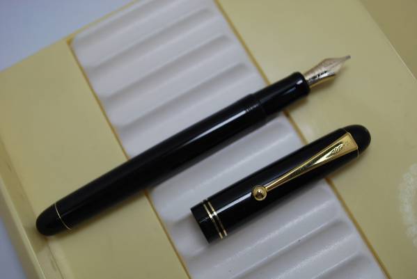 H58) PILOT CUSTOM 67 14K-585(MS) ミュージック 切手払OK PILOT