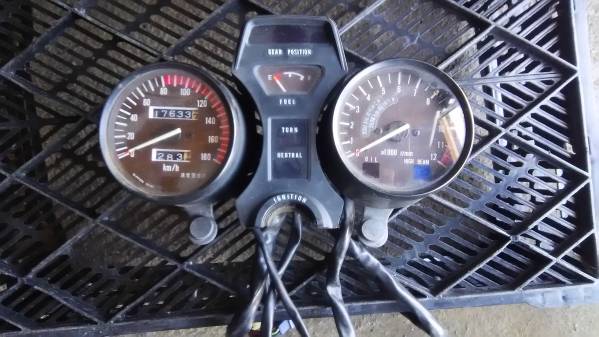 GSX250E　ゴキ　国内物メーター完品　GSX400F