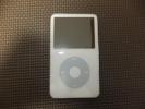 iPod 第5世代ホワイト30GB（MA444J/A 中古 美品）レザーケース付