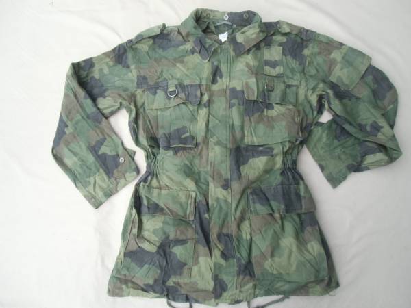 セルビア 軍服 セルビア軍 オークリーフカモ ユーゴスラビア軍